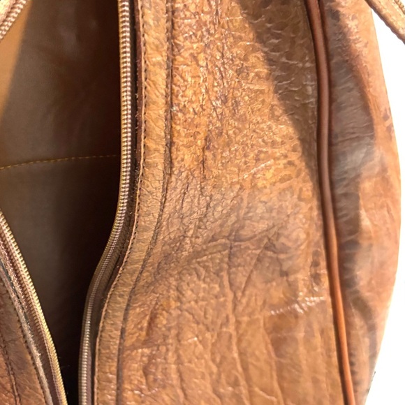 Pacific  unisex Vintage Brown Leather Sling backpack - Picture 6 of 9